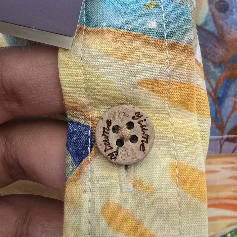 NWT Yiume Hawaiian Shirt Men's XL Colorful Koi Novelty Quirky Art Japan Tropical - Picture 9 of 12